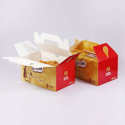 닭고기 구이 박스를 패키징하는 7CM 300gsm 패스트 푸드는 용지함을 꺼냅니다